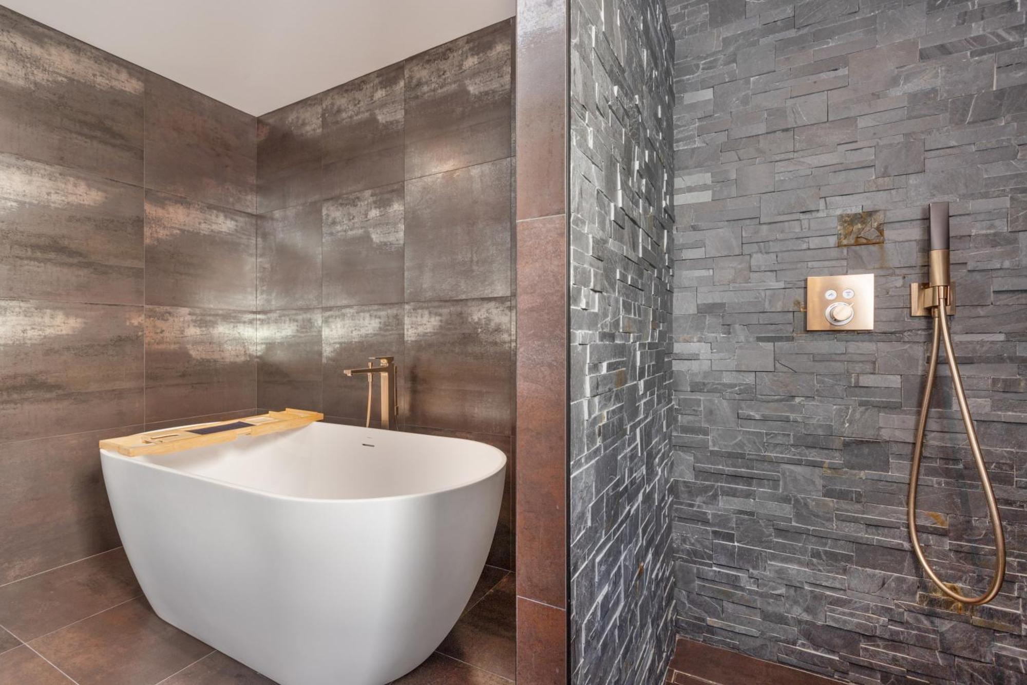 Villa Luxurious And Modern Family